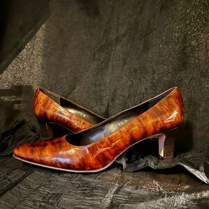 Vintage 1990s Etienne Aigner Tortoiseshell Brown Women's Kitten Heels